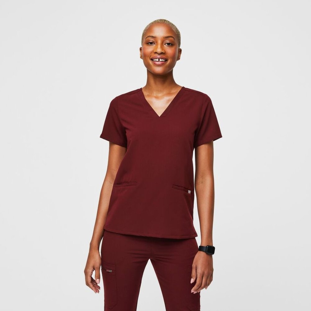 FIGS Casma™ Three-Pocket Scrub Top in Burgundy Size: Small